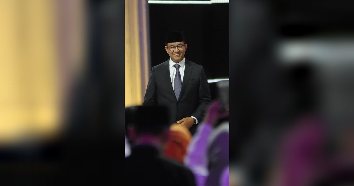 VIDEO: Anies Menohok Tanya Ganjar, Angkat Isu Bayar Kuliah Pakai Pinjol