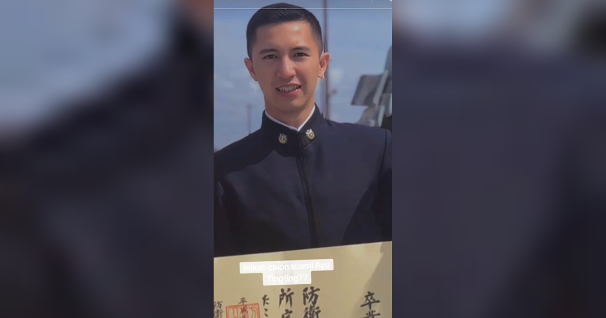 9 Foto Muhammad Fardhana yang Diduga Calon Suami Ayu Ting Ting