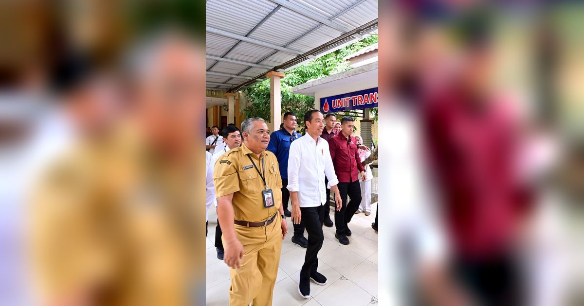 Tinjau RSUD Kumpulan Pane Tebing Tinggi, Jokowi Janjikan Renovasi dan Tambah Kapasitas Bangunan