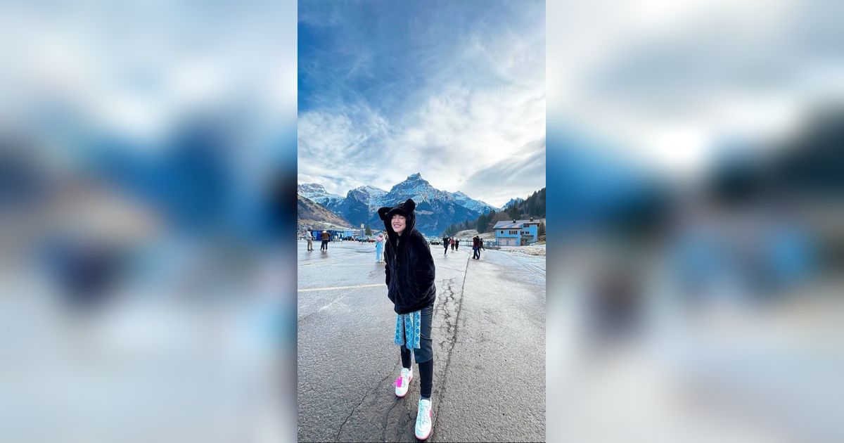 9 Potret Happy Asmara Kegirangan Main Salju di Eropa, Ternyata Baru Pertama Kali dalam Hidupnya