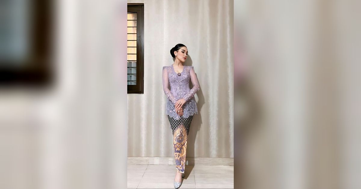 Heboh Dilamar Tentara, Ternyata Segini Gaji Calon Suami Ayu Ting-Ting