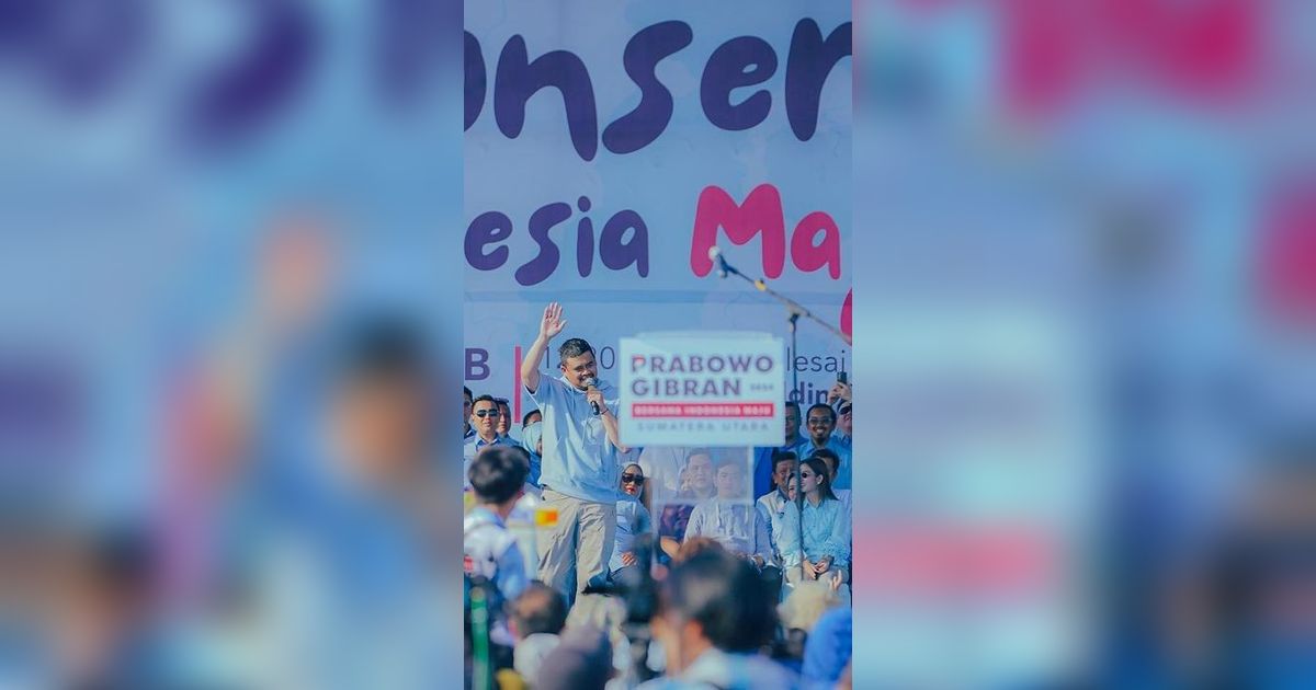 VIDEO: Kompak Anak & Menantu Jokowi Lengkap Ikut Kampanye Prabowo-Gibran di Sumut