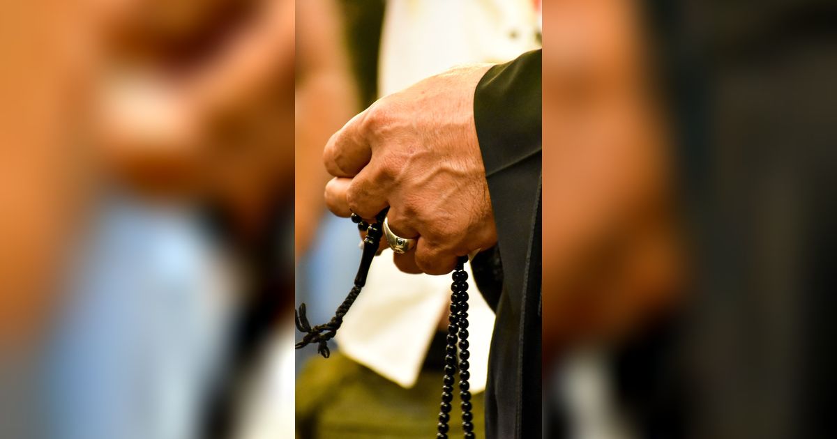 Ingin Selamat dari Siksa di Dunia dan Akhirat? Amalkan Bacaan Dzikir Berikut Ini