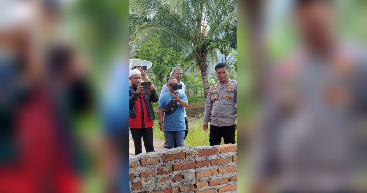 Sempat Tutup Akses Jalan karena Kecewa Hasil Pemilu, Caleg Gerindra Minta Maaf & Bongkar Tembok