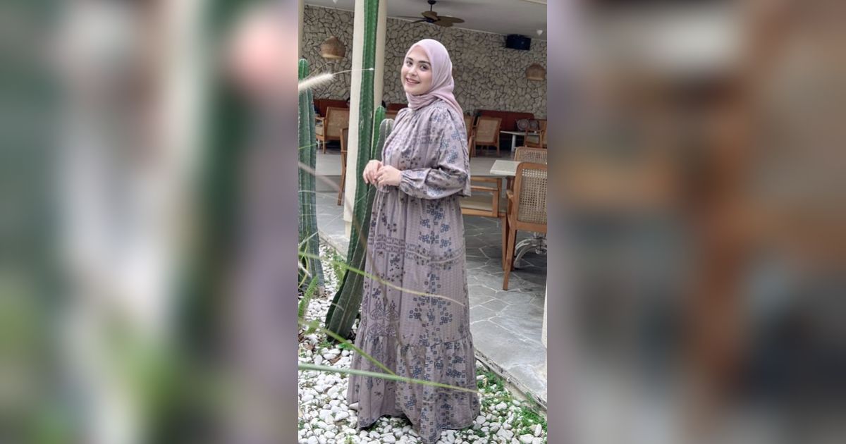 15 Inspirasi Baju Lebaran yang Cocok untuk Ibu Hamil agar Tetap Modis dan Memesona