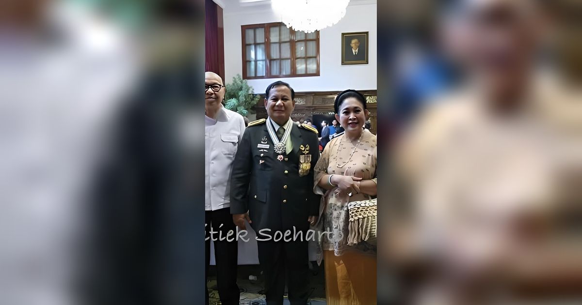 VIDEO: Jenderal Prabowo Ngebakso di Warung Eks Kasad Dudung, Asyik Tertawa & Nyanyi Bareng