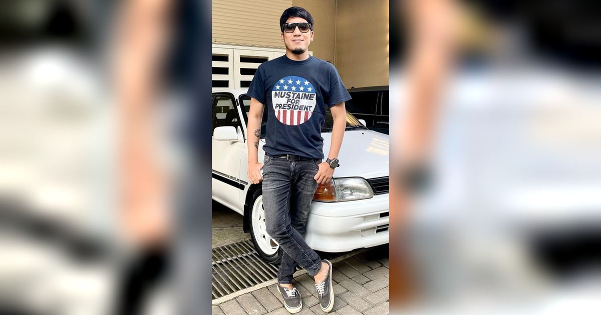 Serba Hitam dan Mewah, Intip Yuk Dapur Kece Rumah Desta