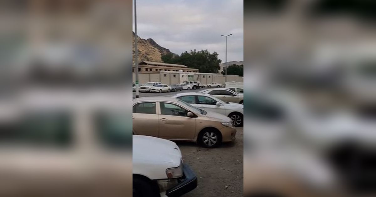 Ini Tempat Orang Kaya di Mekkah Buang Mobil Mewah, Sedan Mahal Sama dengan Milik Raffi Ahmad Dibuang Begitu Saja