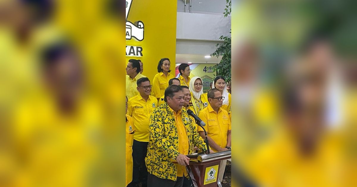 VIDEO: Airlangga Buka-bukaan Kabar Presiden Jokowi Akan Gabung Golkar: Sudah Dekat &  Nyaman