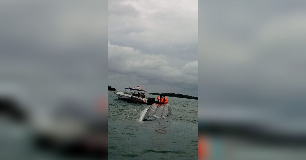 Kapal Speedboat Terbalik di Perairan Kepulauan Seribu, Seluruh Penumpang Dipastikan Selamat