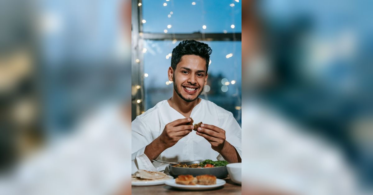 Para Malaikat Bersholawat untuk Orang yang Makan Sahur, Rugi jika Sampai Melewatkannya