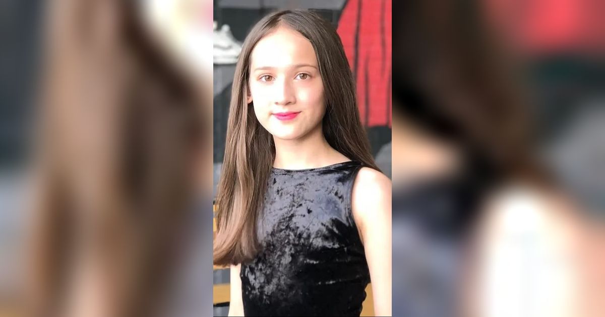 7 Potret Lawas Laura Moane saat Remaja, Wajah Bule & Kulit Super Putih Mirip Barbie