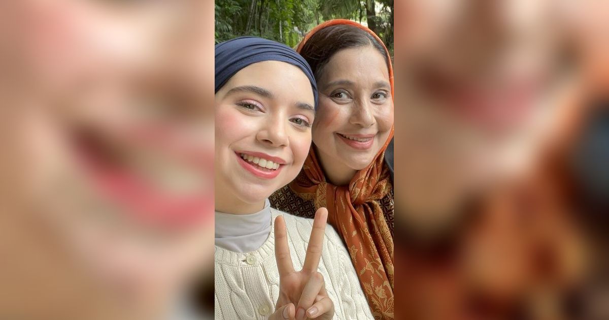 Sama-sama Cantik, ini Potret Kebersamaan Ayu Azhari dan Putrinya Isabel yang Parasnya Mirip Banget