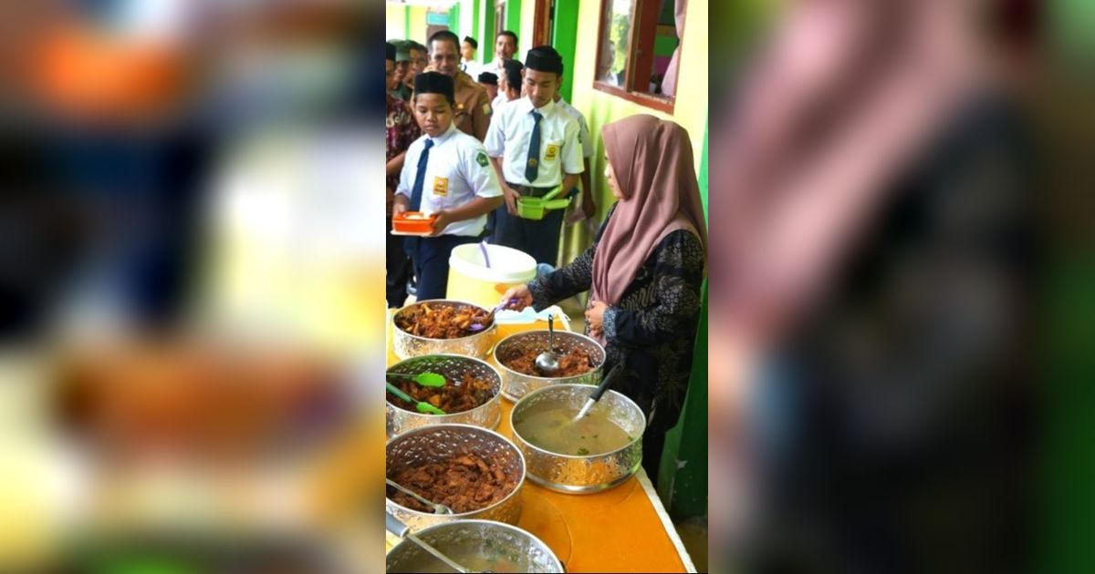 Tutorial Makan Siang Gratis Ala Prabowo, Anak-Anak Senang Sampai Kenyang