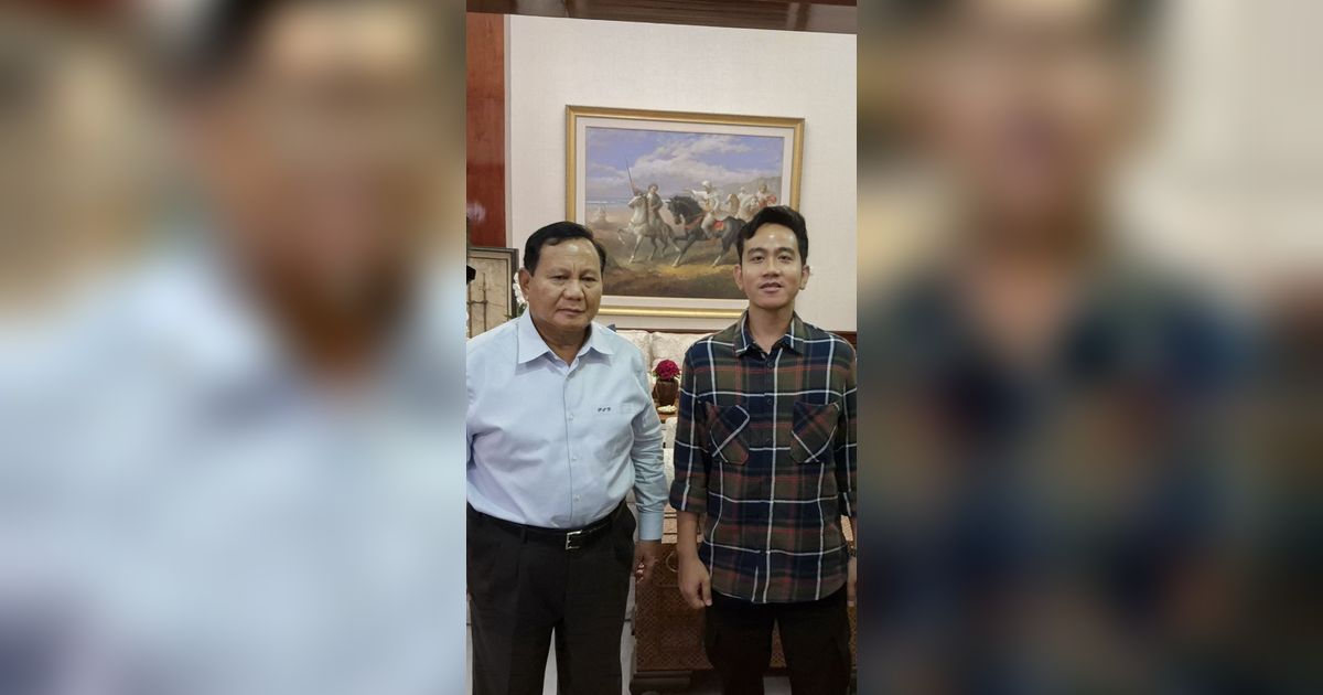 Jawab Rumor Jadi Ketum Golkar, Gibran: Saat Ini Fokus Kerja di Solo