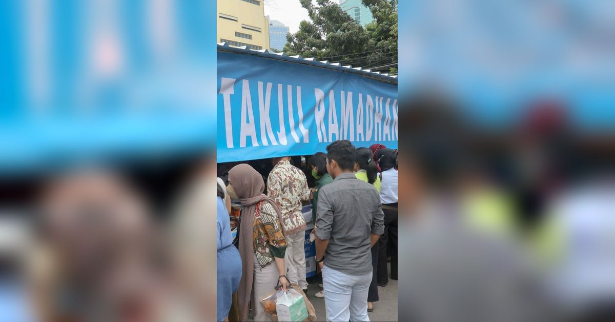 FOTO: Mengunjungi Surga Bazaar Takjil Ramadan di Bendungan Hilir