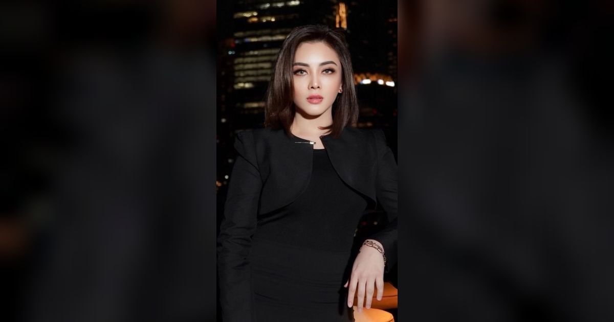 Bukan Mau Bikin Mantan Suami Menyesal, Dhena Devanka Beber Alasan Jalani Oplas di Korea