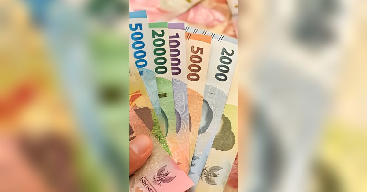 Waspada Riba! Begini Hukum Menukar Uang Jelang Lebaran Menurut Syariat Islam