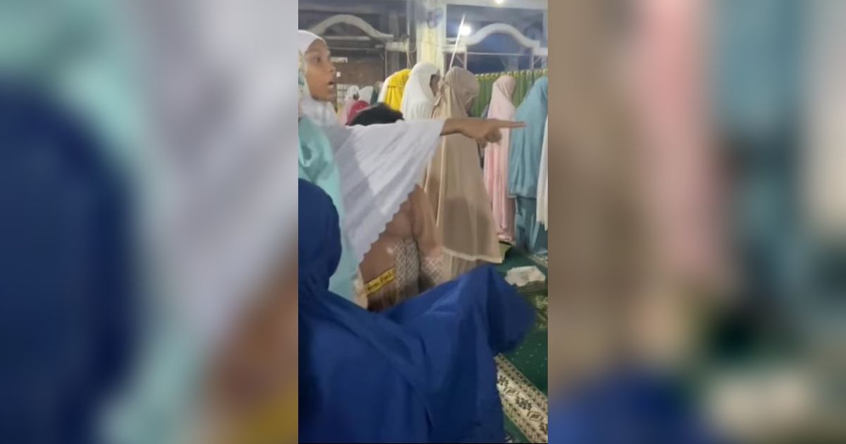 Viral Momen Tarawih Malah 'Panas' karena Bocah Perempuan Adu Mulut