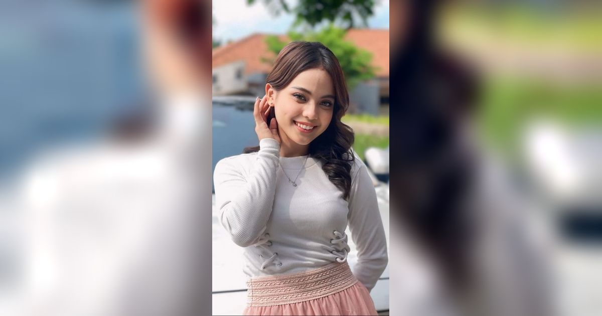 Super Keren Dan Bikin Terpesona, Berikut Ini 8 Potret Putri Isnari Saat Berkuda