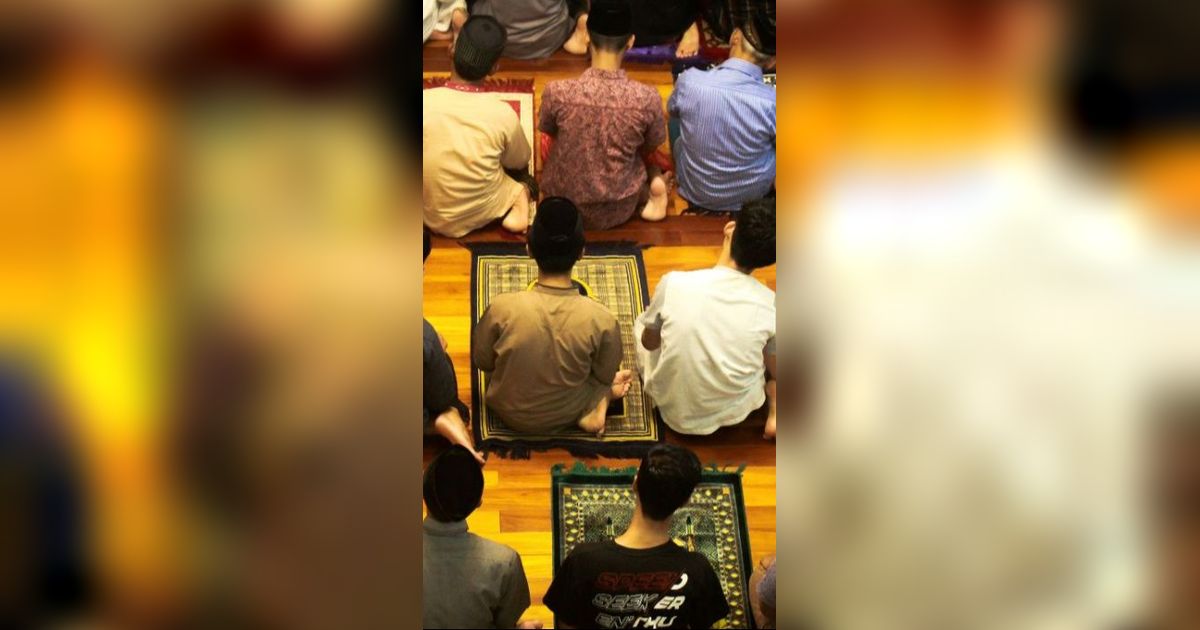 7 Keutamaan Sholat Malam saat Lailatul Qadar, Nilai Ibadah Lebih Baik dari Seribu Bulan