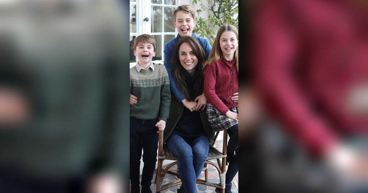 Kecurigaan Pakar Foto Kate Middleton dan Anak-Anak Buatan AI
