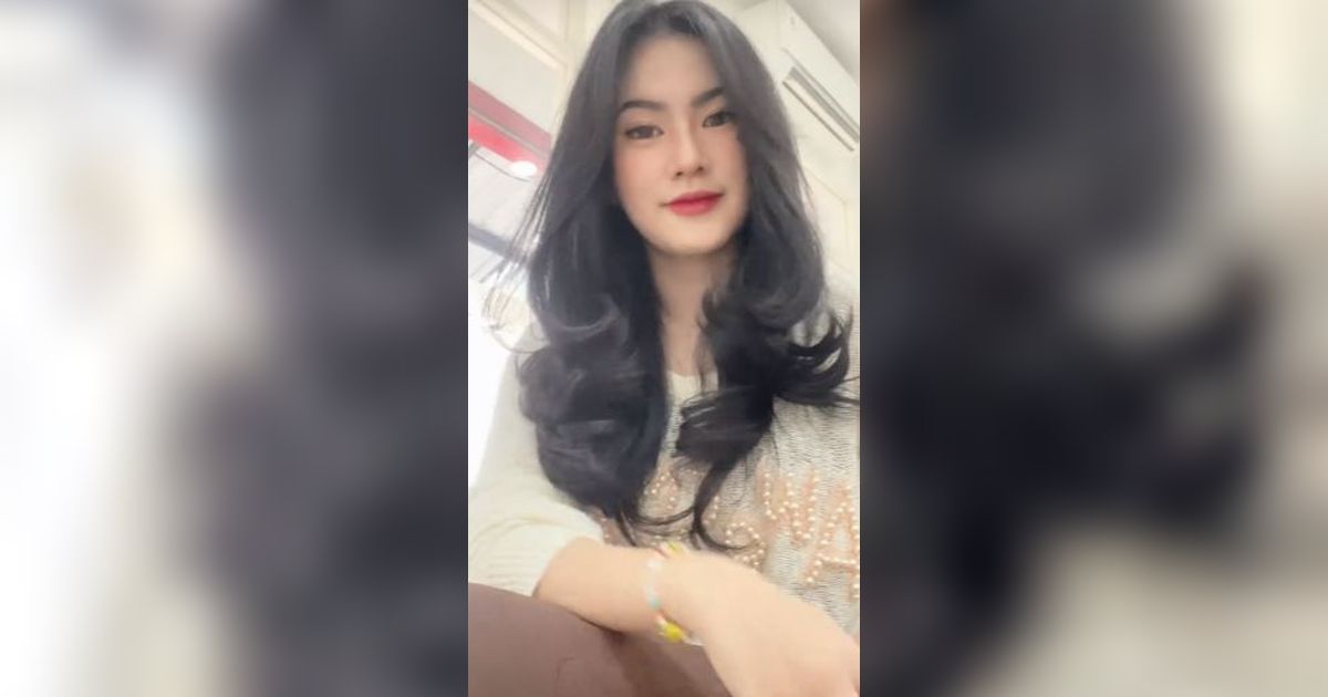 Tak Cuma Takjil, Cewek Cantik Non Muslim ini Tergila-gila Lagu 'Rindu Muhammadku' Sampai Hafal