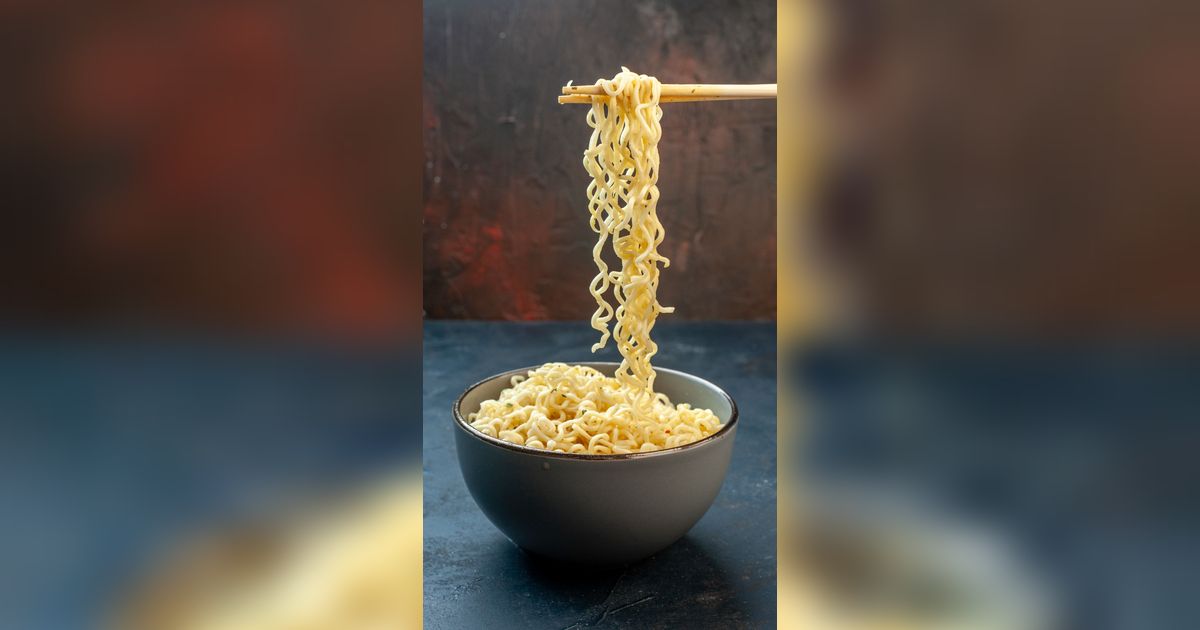 Ini yang Terjadi Jika Kamu Makan Mie Instan Ketika Sahur, Sebaiknya Dihindari