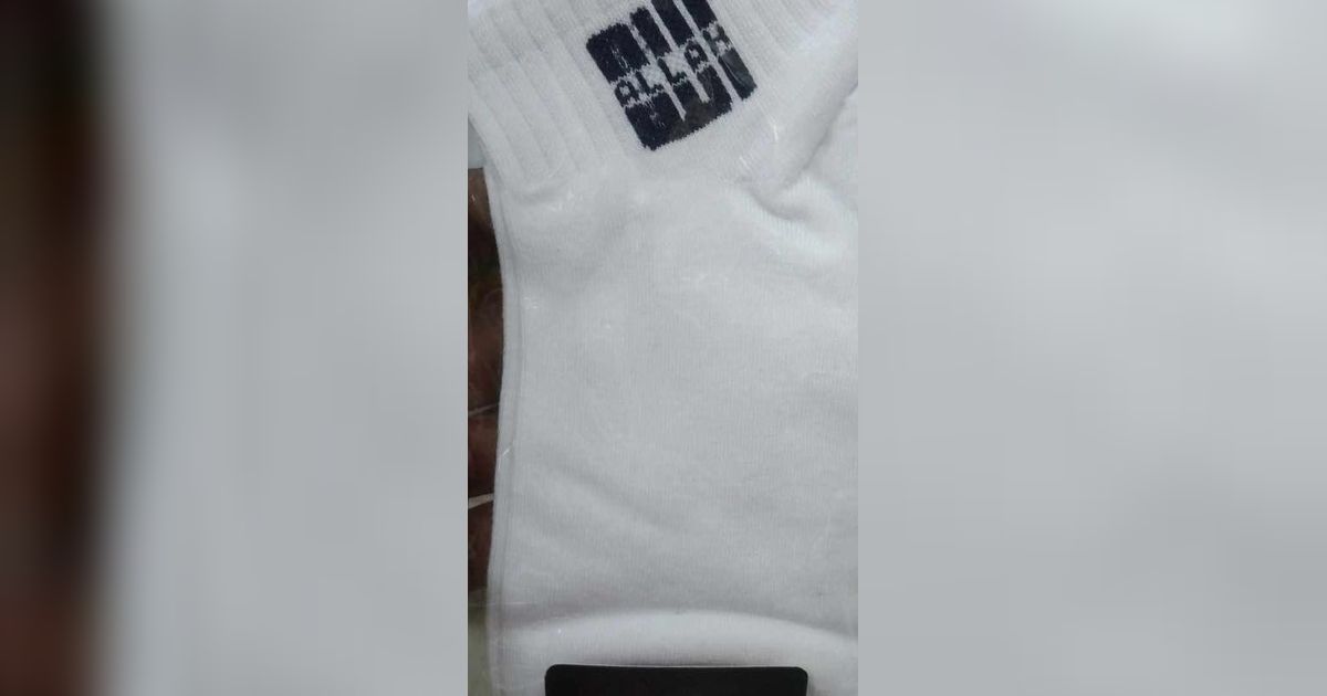 Viral Kaos Kaki Berlafaz Allah Dijual di Supermarket