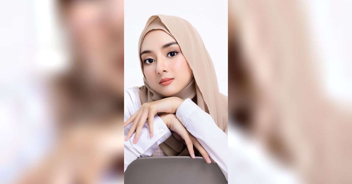 Intip 5 Warna Baru AZZURA Matte Lipcream, Rahasia Instantly Stunning di Bulan Ramadan dan Cocok buat Semua Skintone