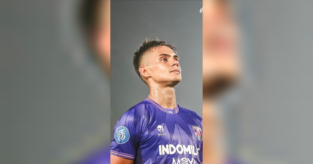 Pengalaman Ramadan Pertama Pesepak Bola Christian Rontini Usai Mualaf