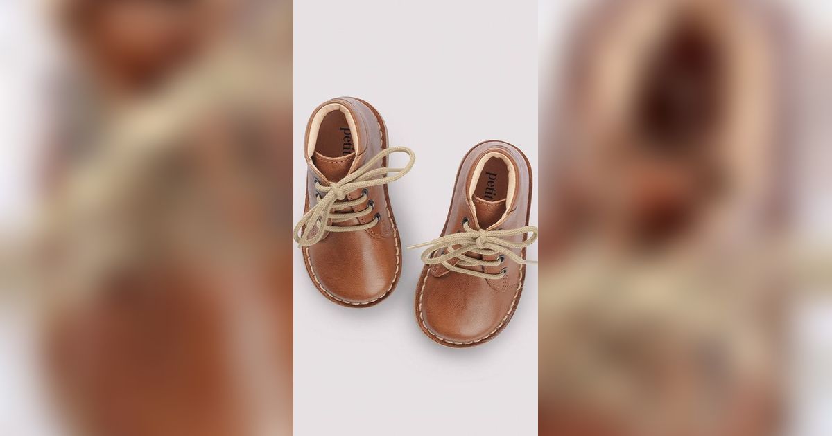 10 Rekomendasi Sepatu Anak Laki-laki, Si Kecil Jadi Lebih Keren dan Stylish