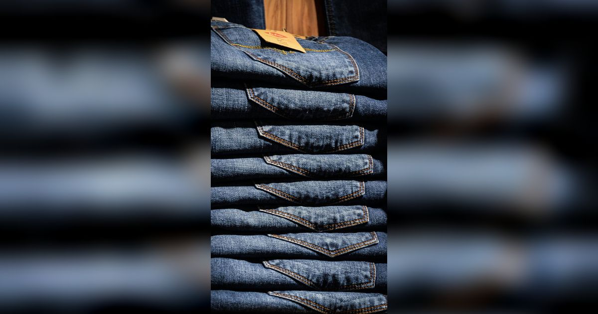 11 Merek Jeans Tertua di Dunia, Ternyata Ada Brand Terkenal yang Masih Berjaya Hingga Kini