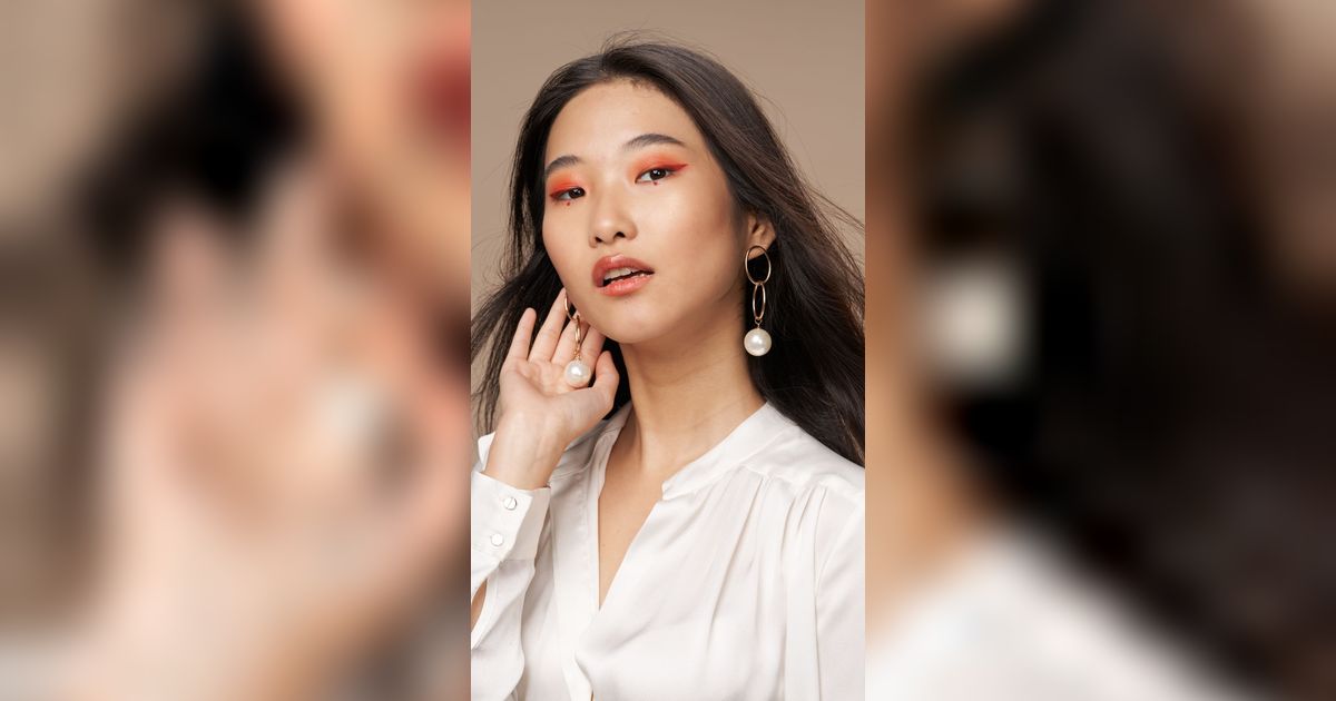 Lakukan 3 Cara Mudah Agar Riasan Mata Selalu On Point