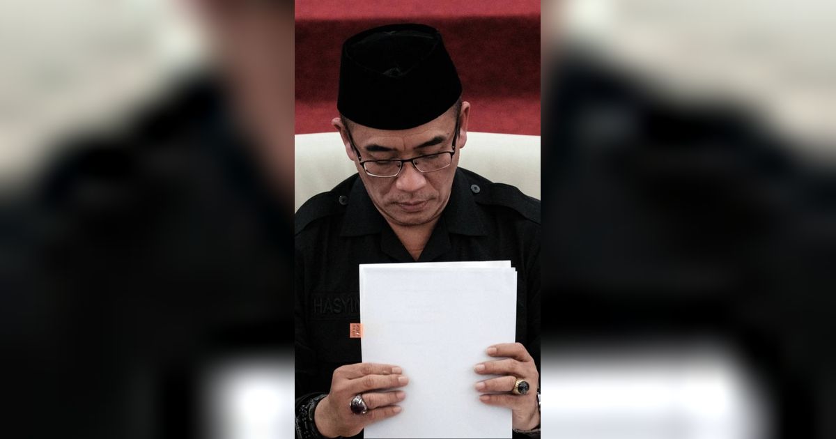Suara Ketua KPU Bergetar Tahan Tangis dan Hela Napas saat Bacakan Putusan Hasil Pemilu 2024, Ada Apa?