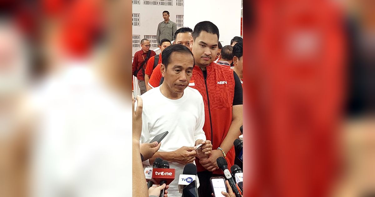 Jokowi Ucapkan Selamat ke Prabowo-Gibran: Tak Ada Arahan Khusus, Beliau Tahu yang Baik untuk Negara