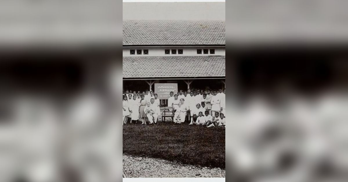 Madrasah Adabiah Minangkabau, Sekolah Islam Pertama di Indonesia Sejak Tahun 1909