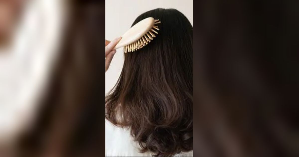 Ini 9 Tips Alami dan Efektif untuk Menumbuhkan Kembali Rambut yang Rontok
