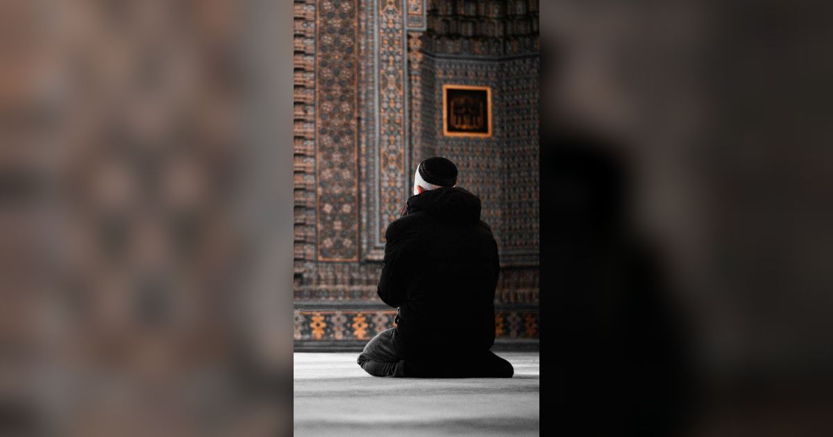 Malam Lailatul Qadar adalah Malam Penuh Kemuliaan, Ketahui Tanda-Tanda dan Keutamaannya