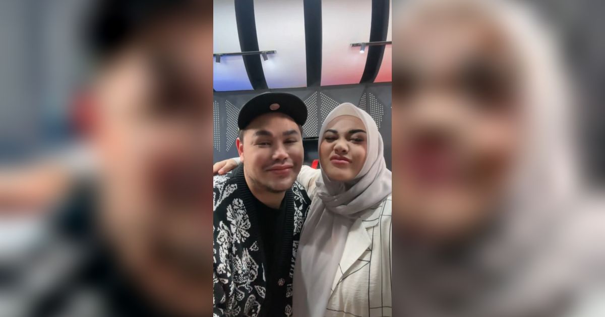 10 Potret Adu Mewah Rumah Aurel Hermansyah VS Ivan Gunawan, Dibilang Kembar, Siapa Lebih Tajir?