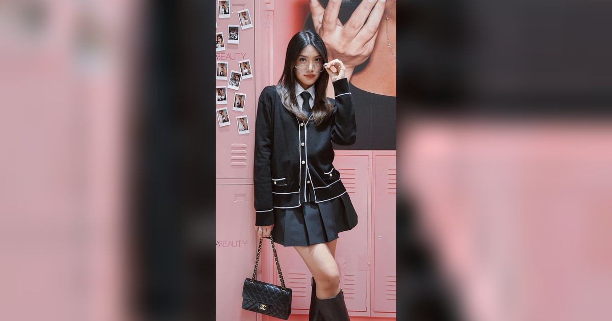 Potret Outfit Anissa Aziza Pakai Baju Ngantor VS ke Pesta, Pamer Kulit Mulus