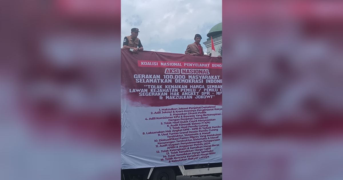 Demo 5 Maret di Depan DPR, Massa Minta Jokowi Dimakzulkan hingga Tolak Quick Count Pemilu