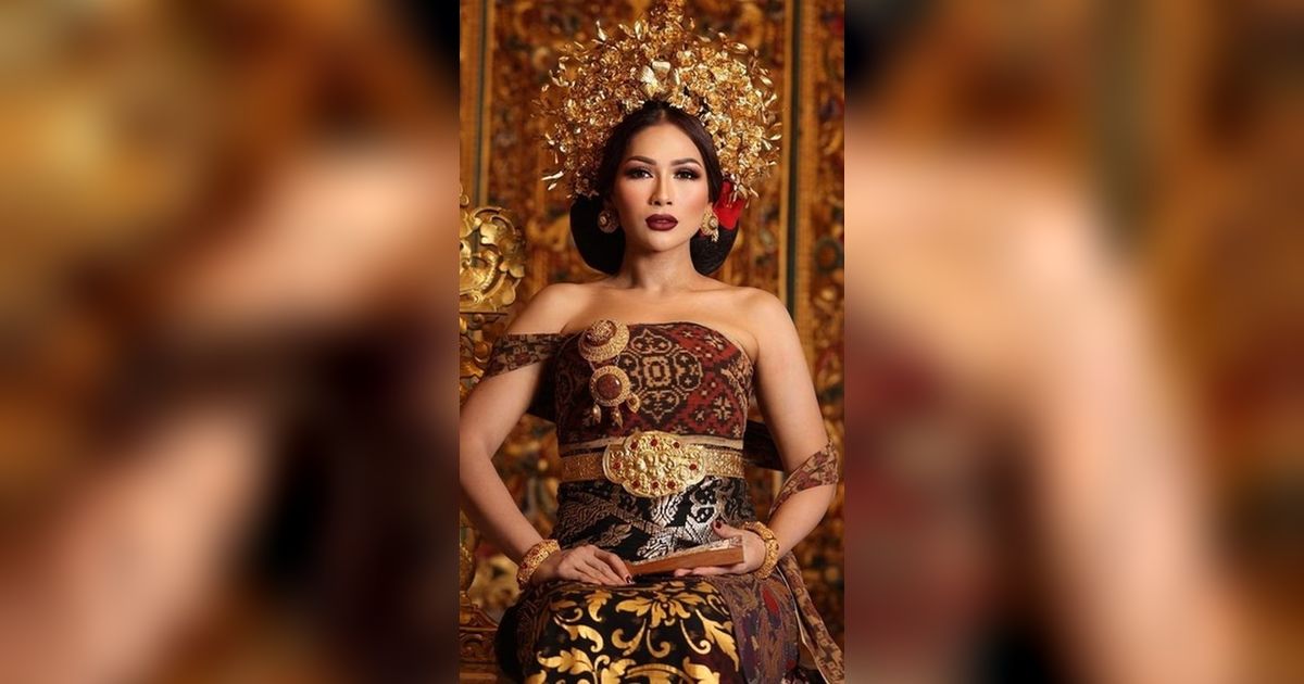 Potret Cantik Artis Indonesia dengan Pakaian Bali, Cantiknya Khas