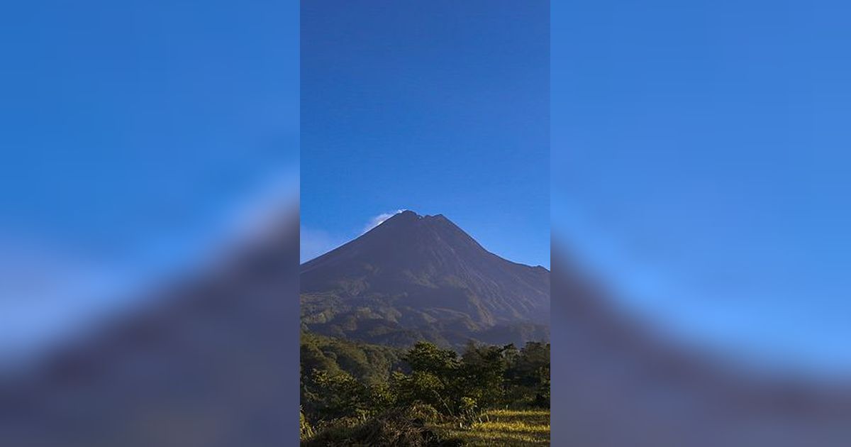 Melihat Lebih Dekat Fenomena Gugurnya Lava Pijar Merapi, Bikin Merinding