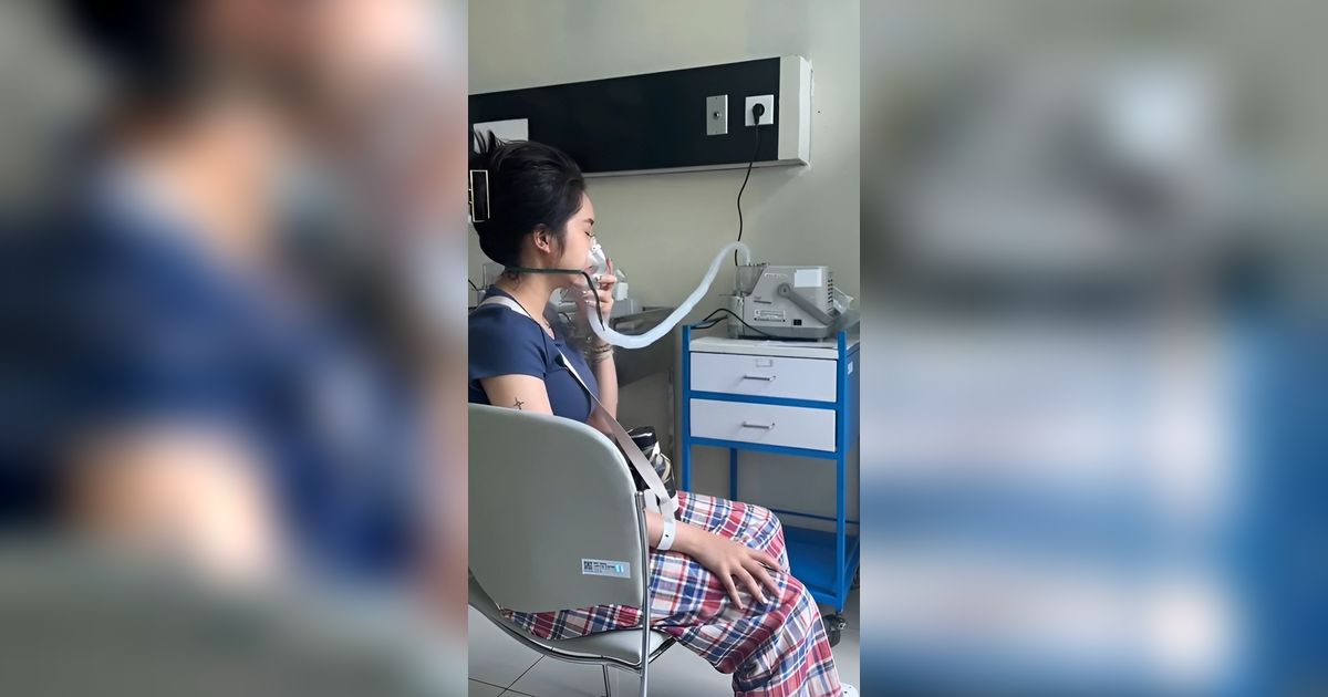 Pakai Vape Tiap Hari, Seleb TikTok Batuk Parah Ternyata Kena Radang Paru-Paru