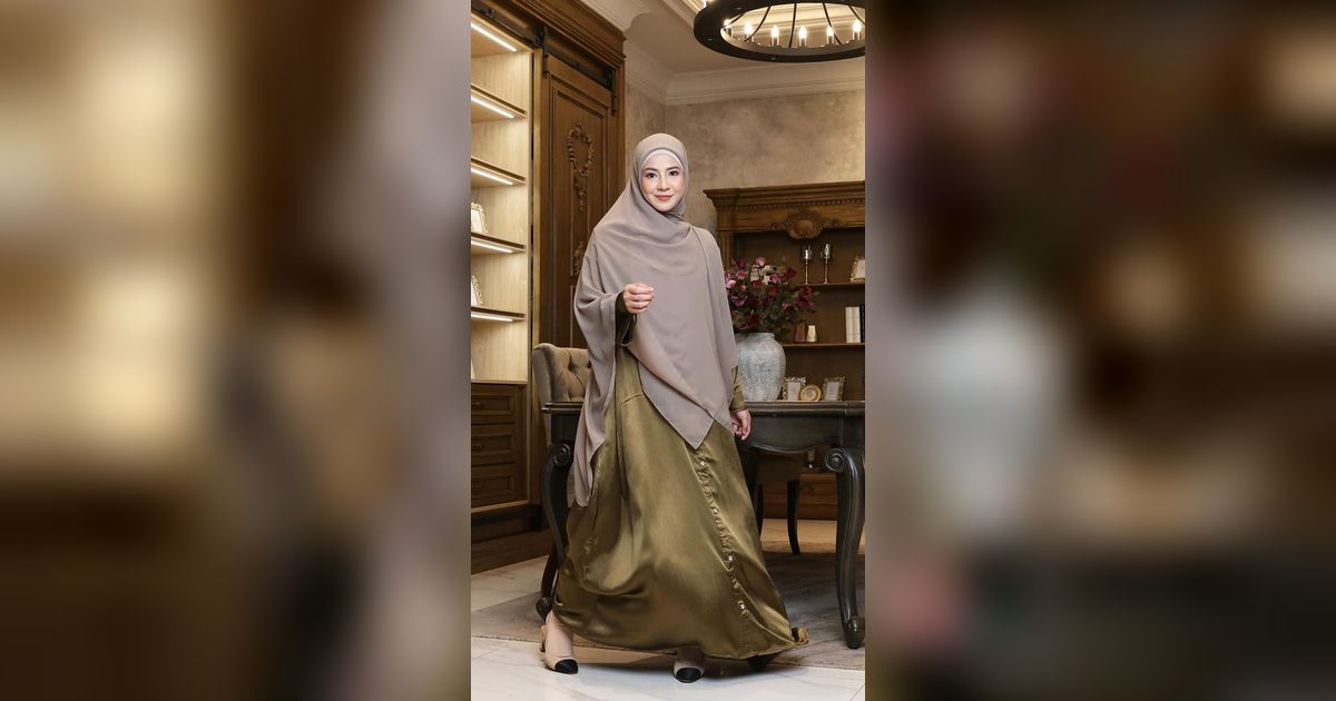 Potret Natasha Rizky Jalani Pemotretan Terbaru Bareng Sahabat, Penampilannya Adem Banget dengan Hijab Syar'i