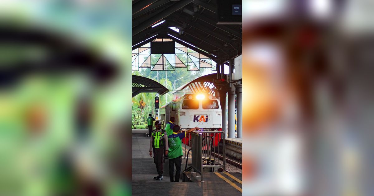 Pria Ini Habiskan Rp170 Juta Setahun untuk Tinggal di Kereta, Kerja hingga Cuci Baju di Gerbong