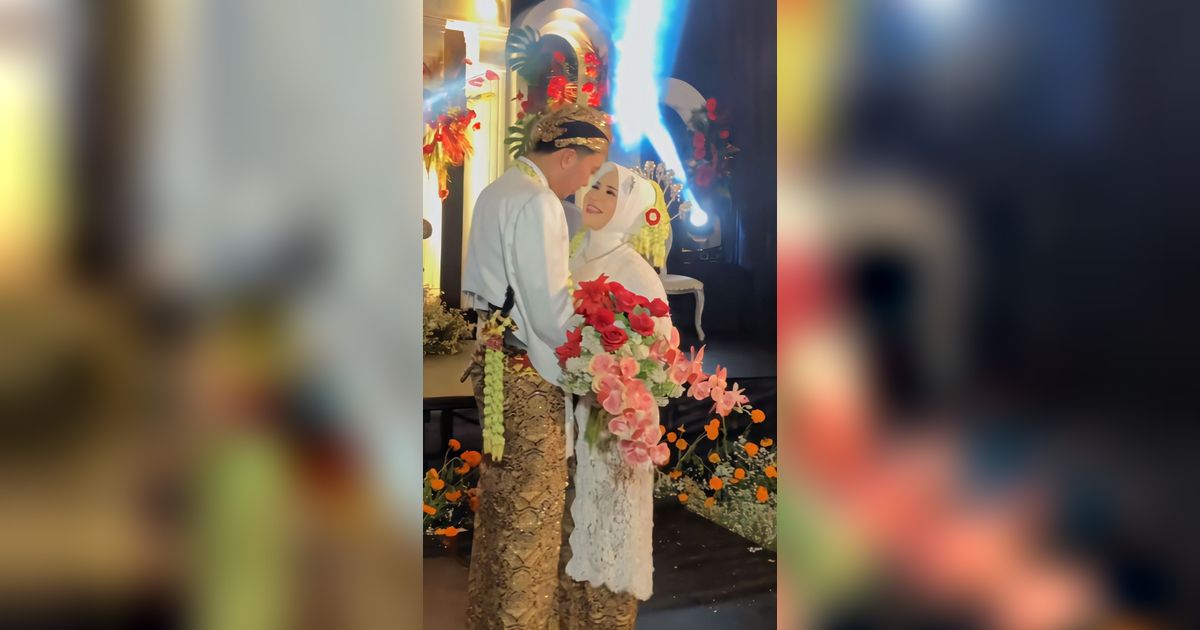 Heboh! Pernikahan di Pati Seserahannya Mewah Banget, Mulai dari Dispenser, AC, Kulkas hingga Vespa, Mobil, dan Sembako Satu Truk
