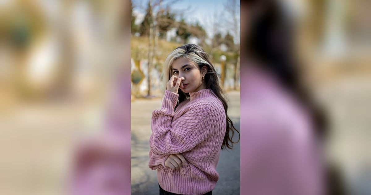 Celana Apa yang Cocok untuk Baju Pink? Jangan Asal Tabrak Warna!