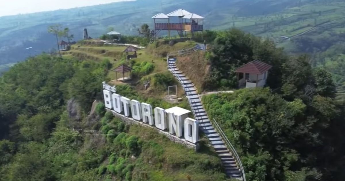 Ada Batu yang Tak Boleh Dipindah, Ini Fakta Menarik Puncak Botorono Bukit di Antara Gunung Sumbing dan Sindoro